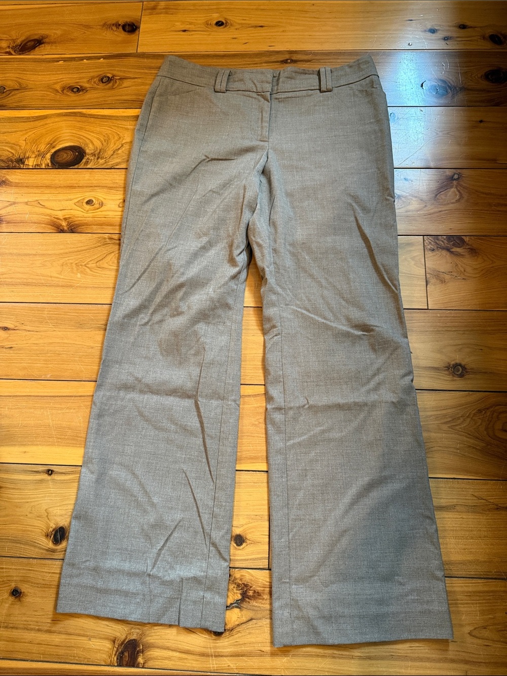 Ann Taylor Factory Petite Sz 6P Taupe Boot-Cut Dress Pants